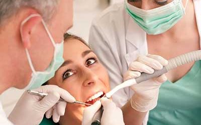 Alles über Implantate 2 Implantate – der Zahnersatz