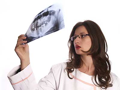 implantat-radiologische-untersuchung-180419115449